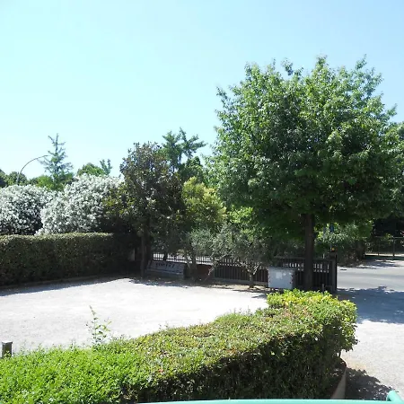 Ξενοδοχείο La Querceta 3*